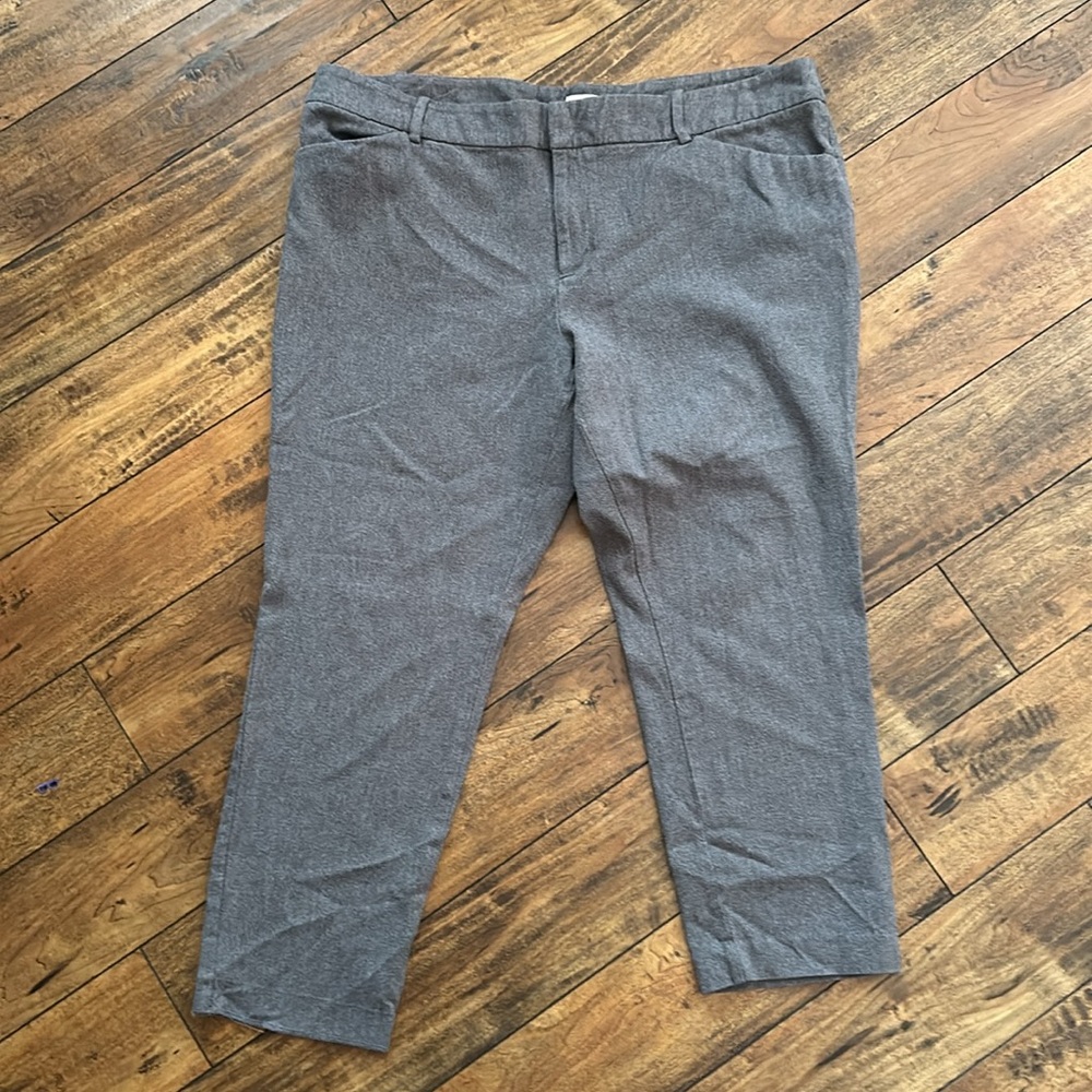 Women’s Gray Stretch Pants in size 18 - Picture 3 of 5